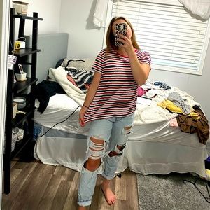 oversized levi’s t-shirt